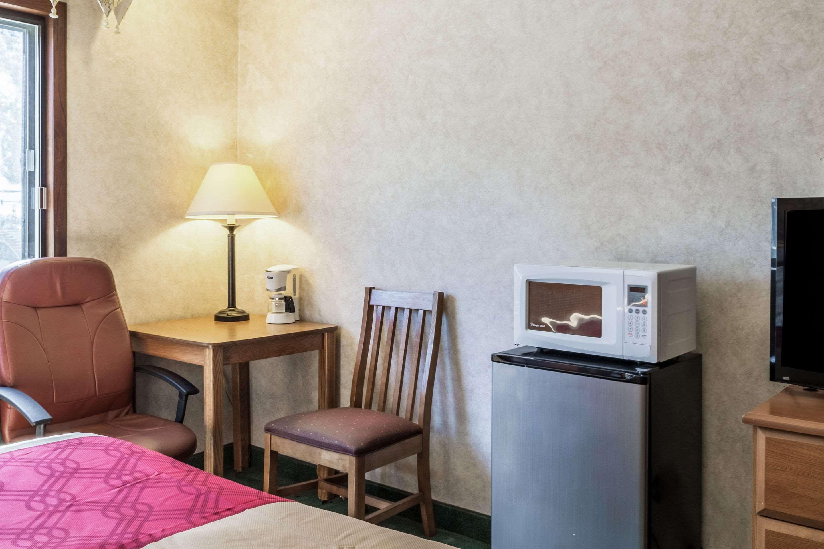 Econo Lodge North Sioux Falls Ngoại thất bức ảnh