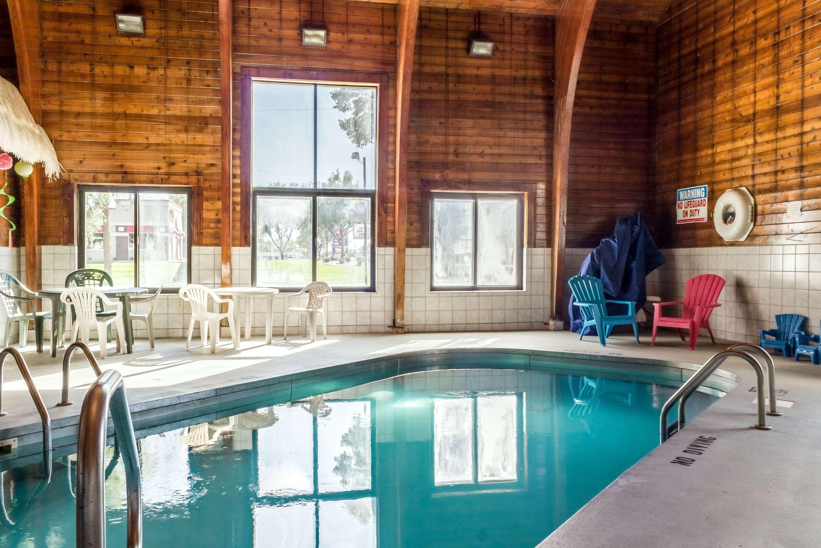 Econo Lodge North Sioux Falls Ngoại thất bức ảnh
