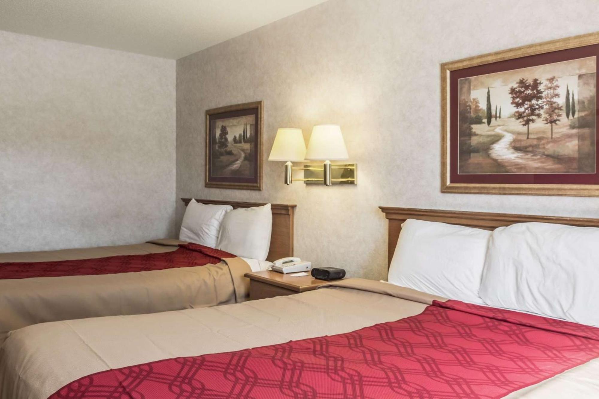 Econo Lodge North Sioux Falls Ngoại thất bức ảnh